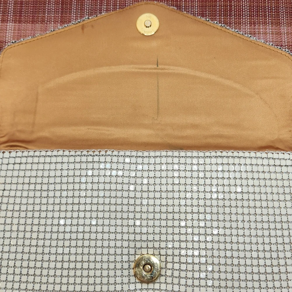 Carla Marchi Vintage White Metal Mesh Evening Bag With Snake Chain Strap OS